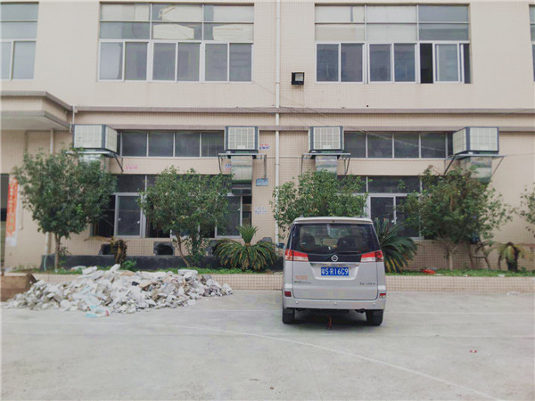 服裝廠降溫通風(fēng)-環(huán)?？照{(diào)安裝